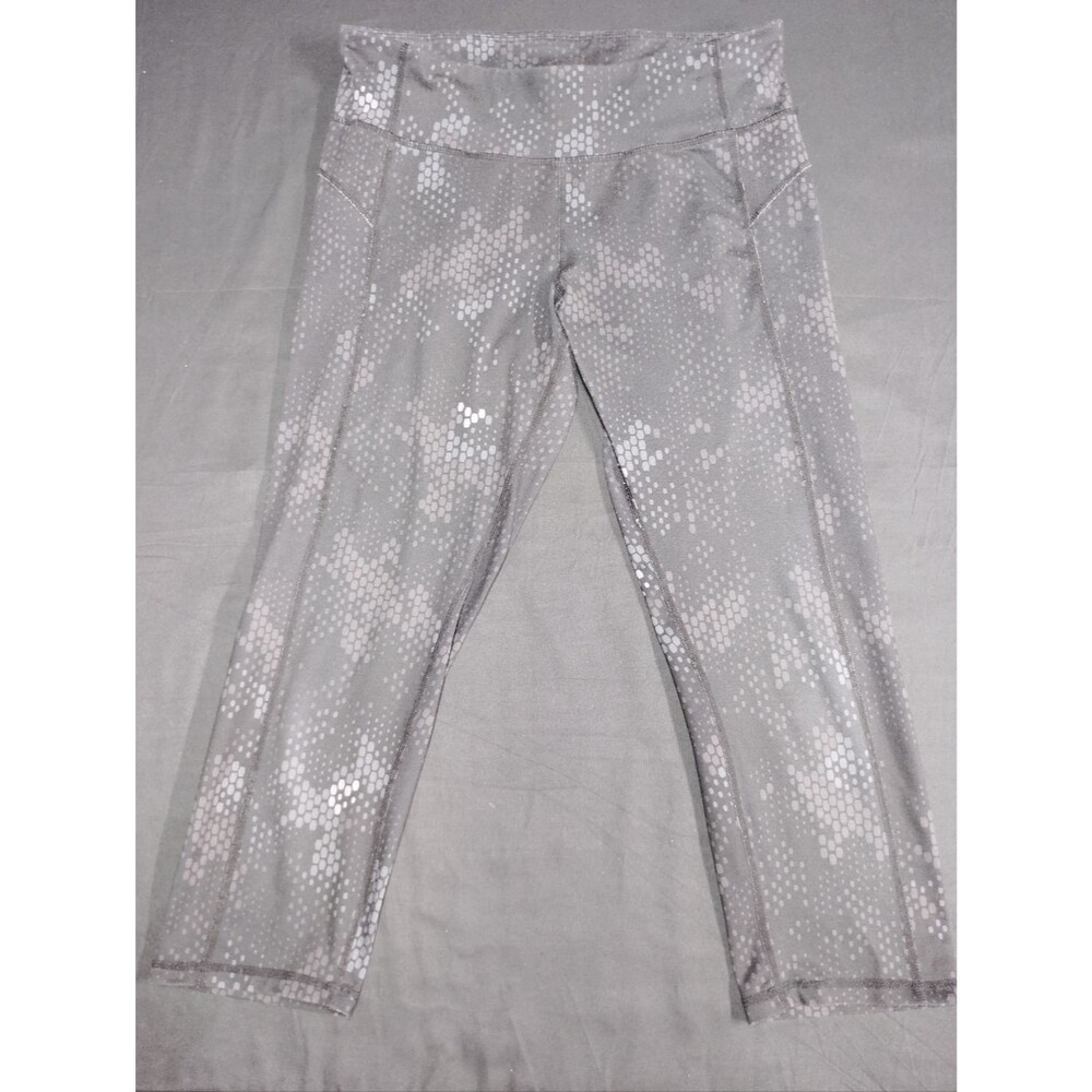 Champion Duo Dry Black with Gray Hex Dot Pattern Cropped Leggings